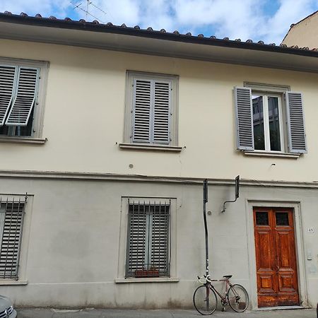 The Bookhouse Apartment Флоренция Екстериор снимка