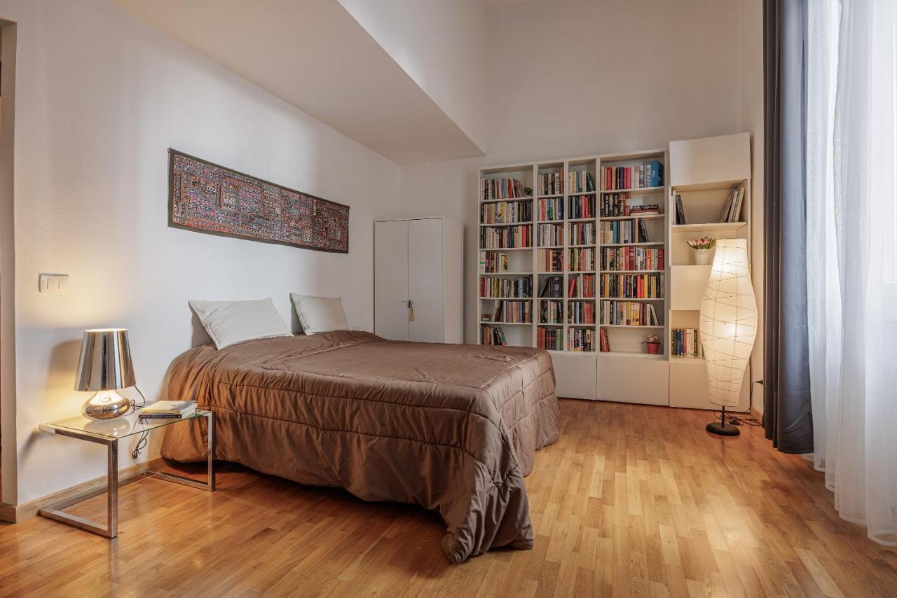 The Bookhouse Apartment Флоренция Екстериор снимка